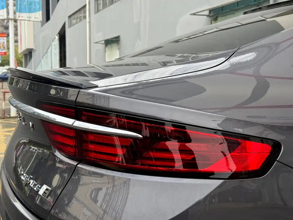 GEELY AUTOMOBILE XINGRUI