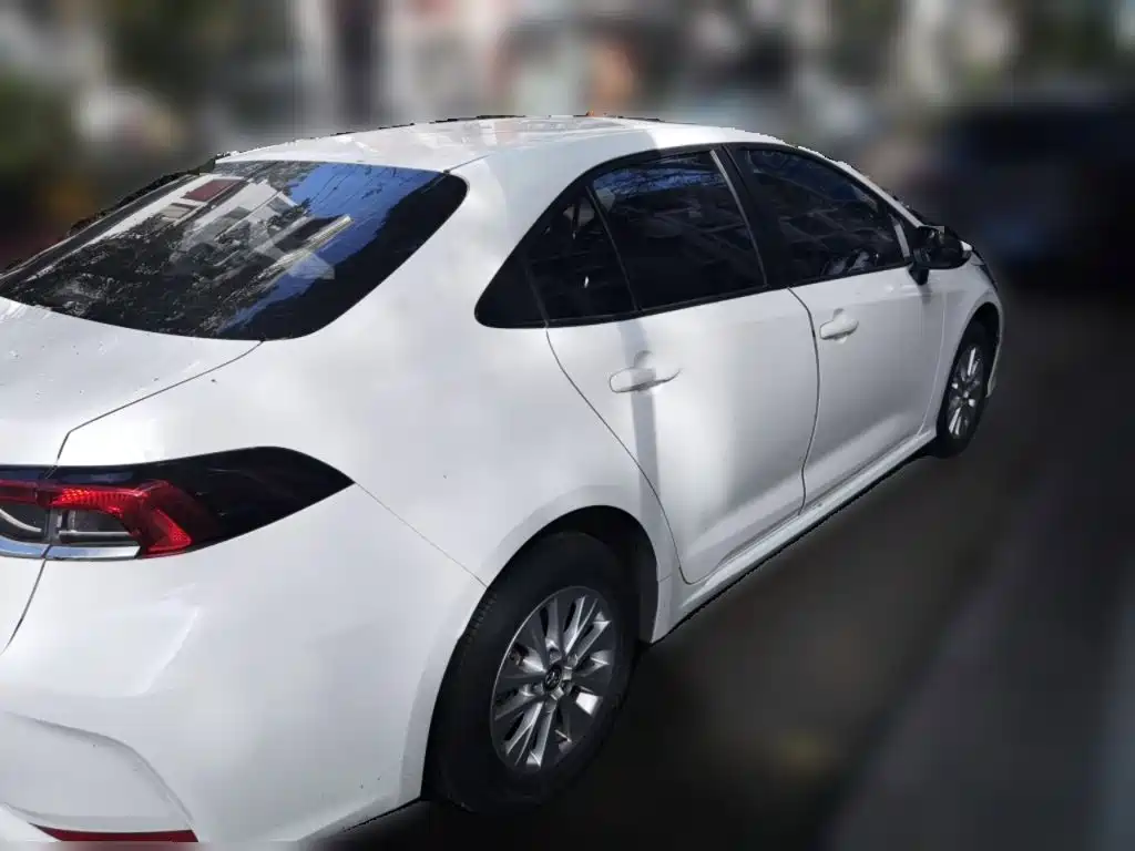 Toyota Corolla — миниатюра 4