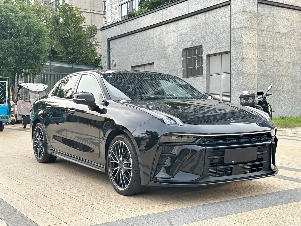 Lynk & Co 03 — миниатюра 3