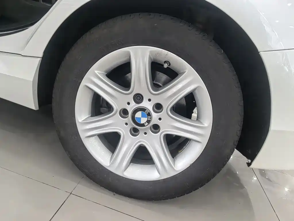 BMW 1 Series (Import) — миниатюра 18