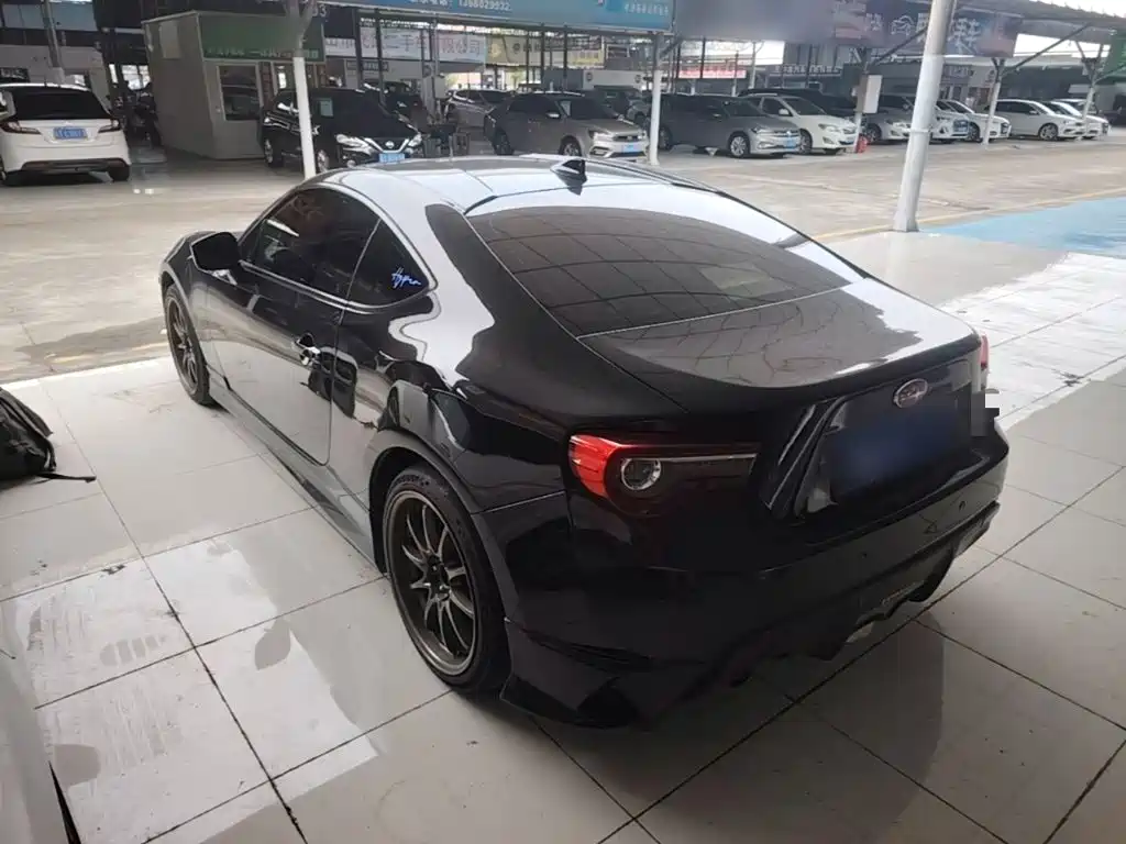 Subaru BRZ — миниатюра 5