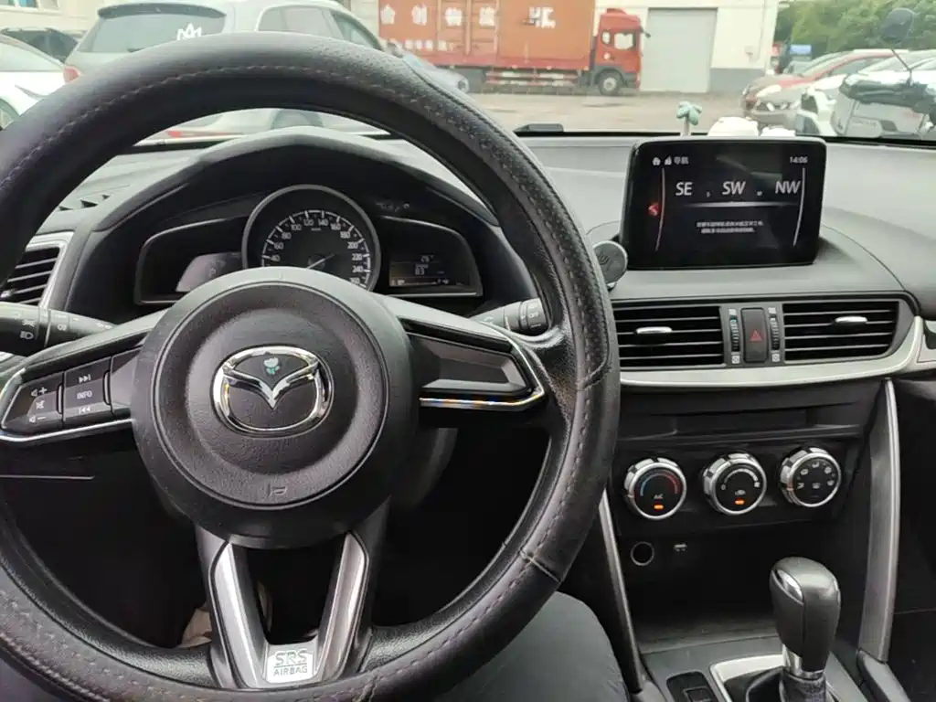 Mazda CX-4 — миниатюра 10