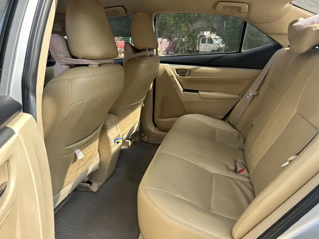 Toyota Corolla — миниатюра 8