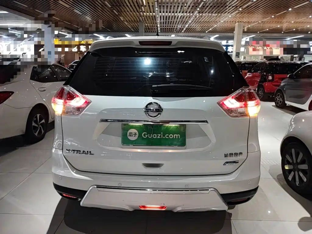 Nissan X-Trail — миниатюра 6