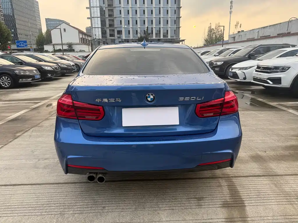 BMW 3 Series — миниатюра 12
