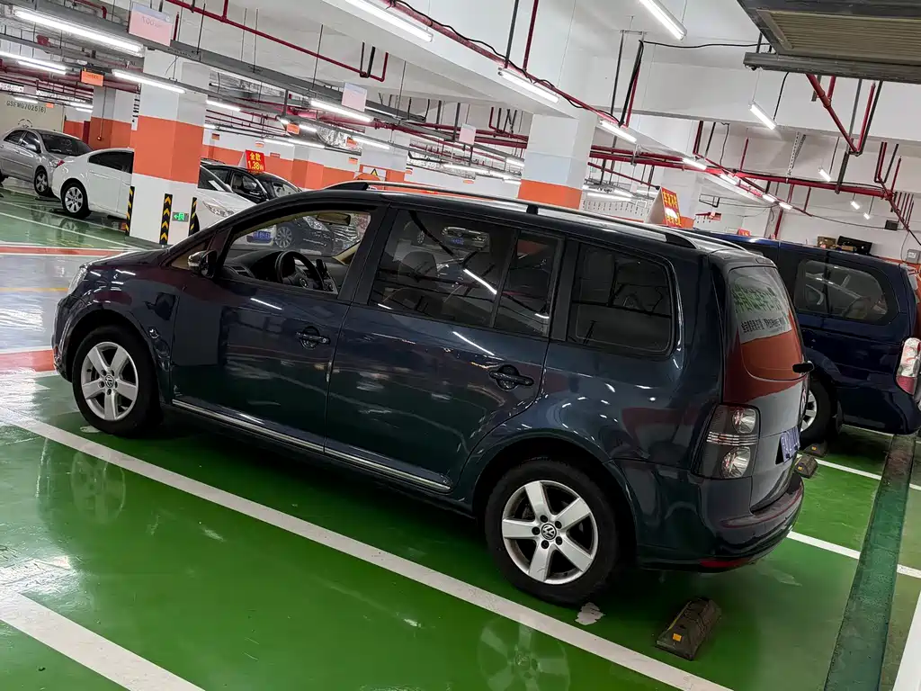 Volkswagen Touran — миниатюра 5