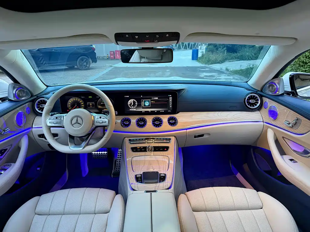 Mercedes-Benz E-Class (Import) — миниатюра 13