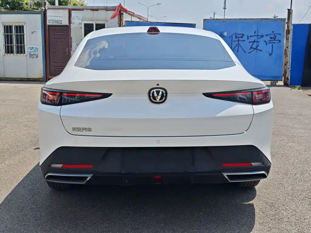Changan Yida — миниатюра 8