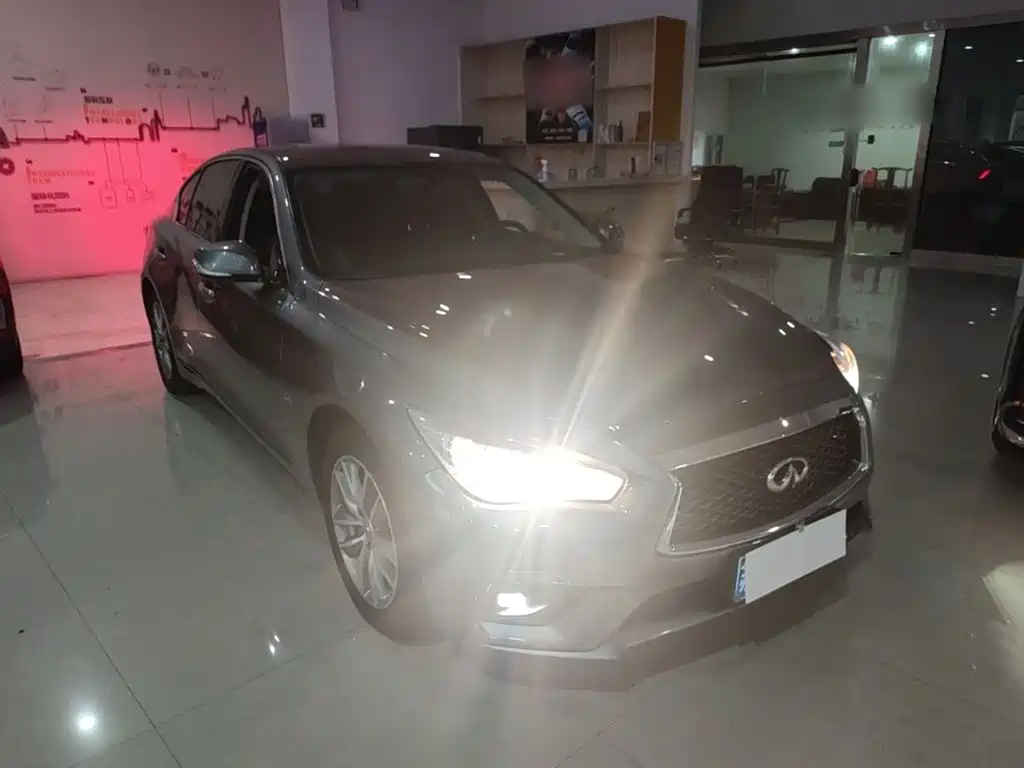 Infiniti Q50L — миниатюра 4