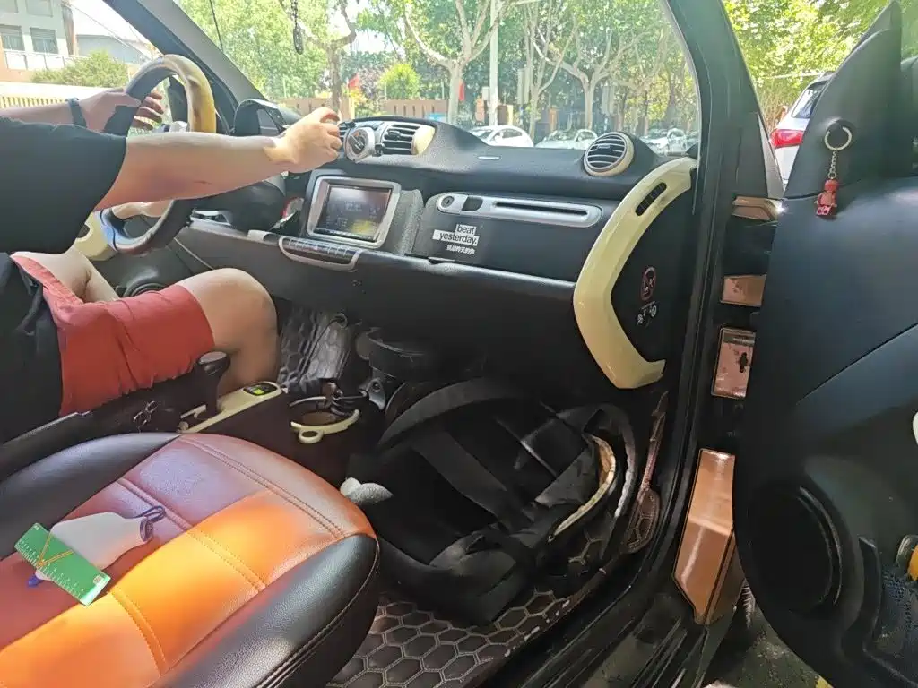 smart Smart Fortwo — миниатюра 18
