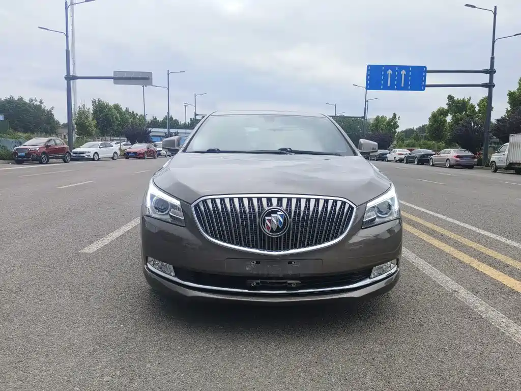 Buick LaCrosse — миниатюра 2