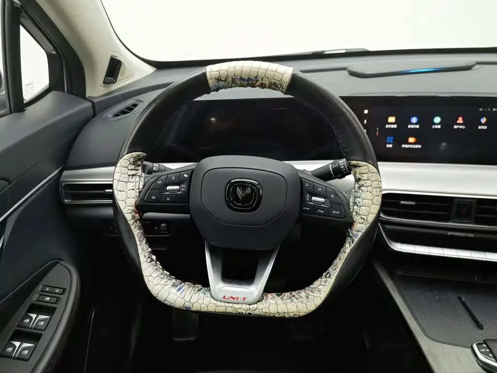 Changan UNI-T — миниатюра 11
