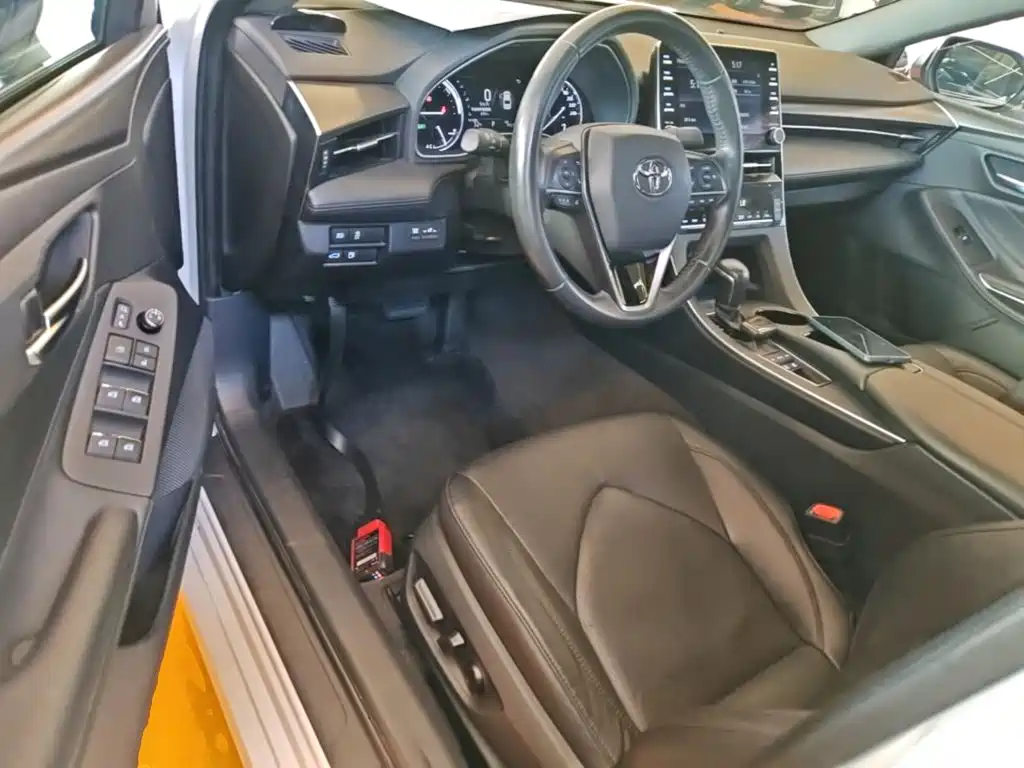 Toyota Avalon — миниатюра 16
