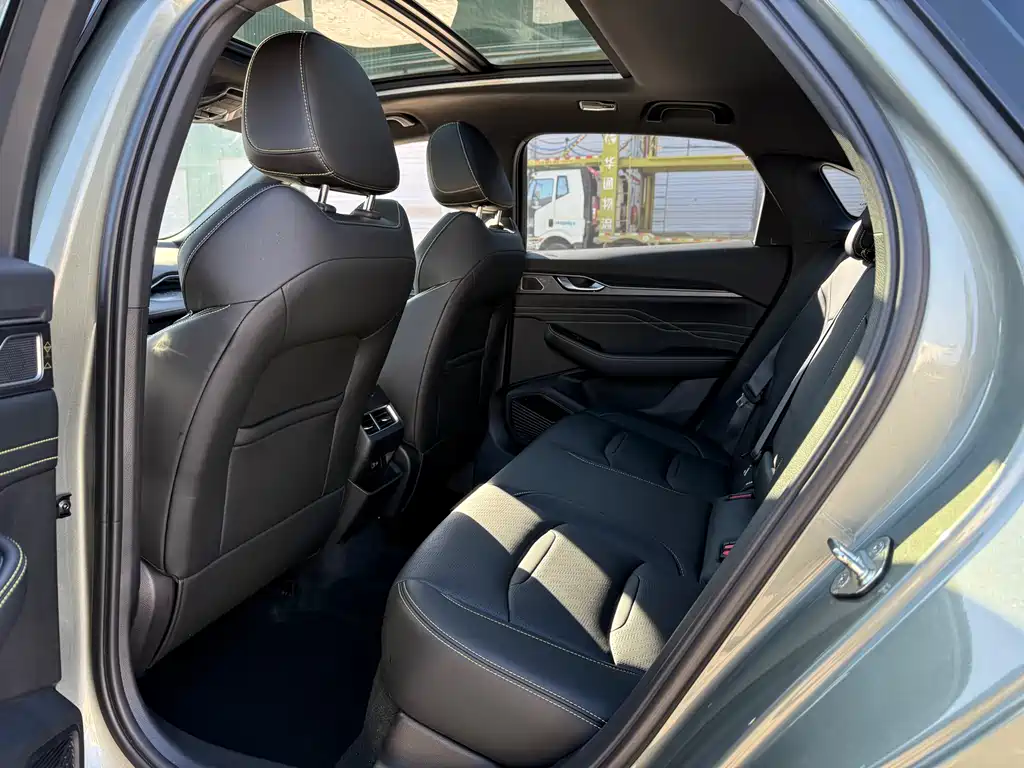 GEELY AUTOMOBILE XINGRUI