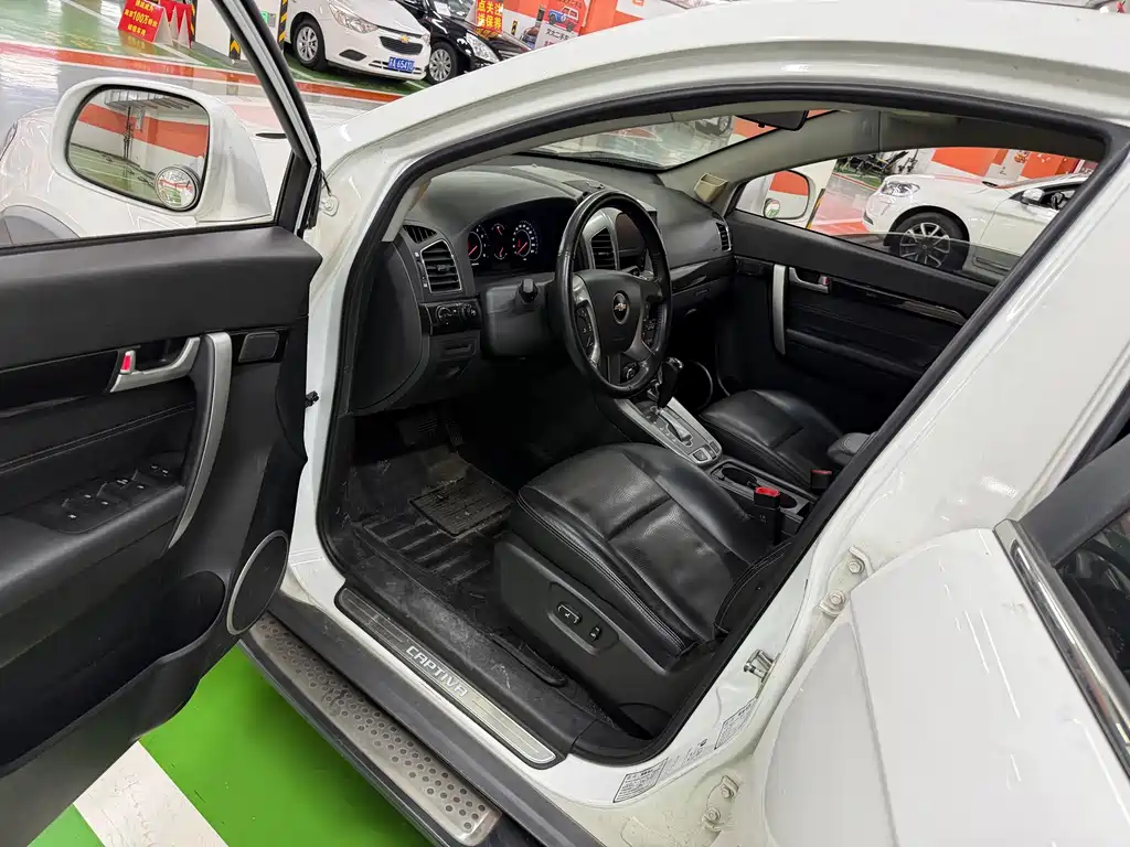 Chevrolet Captiva — миниатюра 5