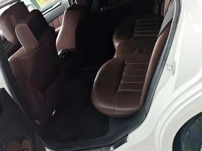 Mercedes-Benz E-Class — миниатюра 6
