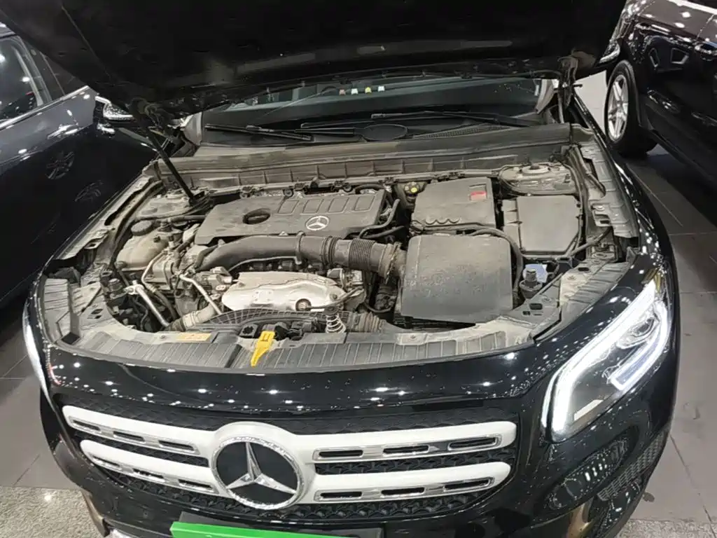 Mercedes-Benz GLB — миниатюра 20