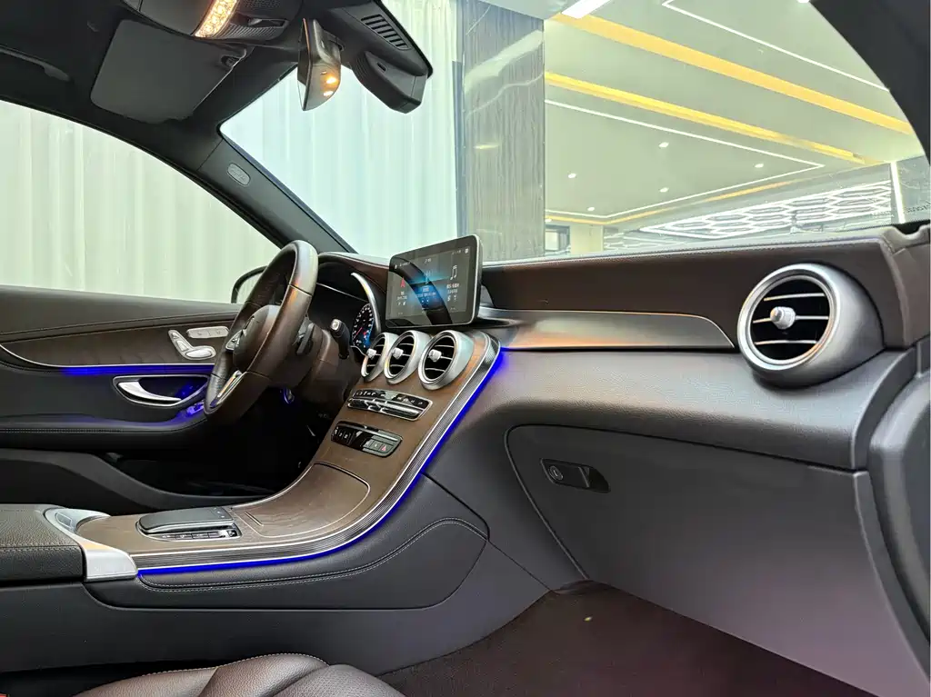 Mercedes-Benz GLC 2020 GLC 260 L 4MATIC Luxury