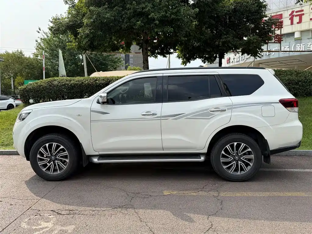 Nissan Terra 2020 2.5L XL Upper AT Luxury