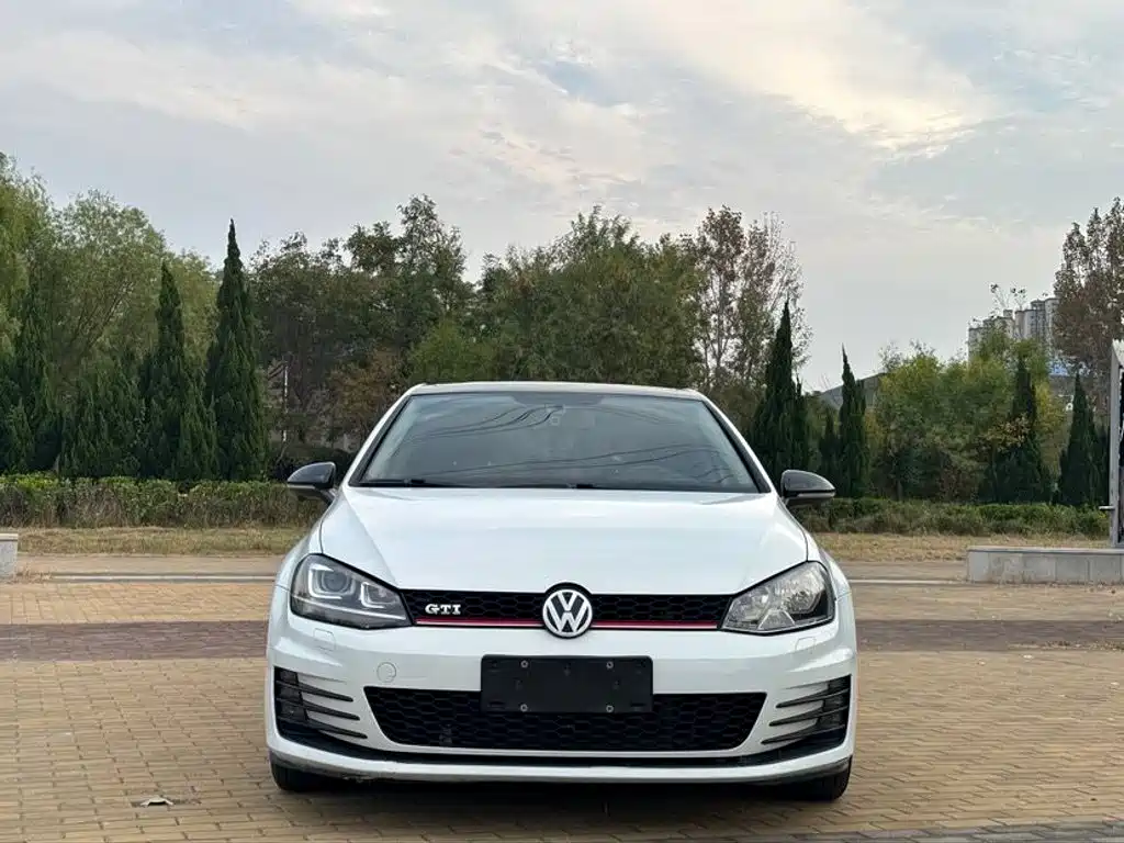 Volkswagen Golf — миниатюра 2