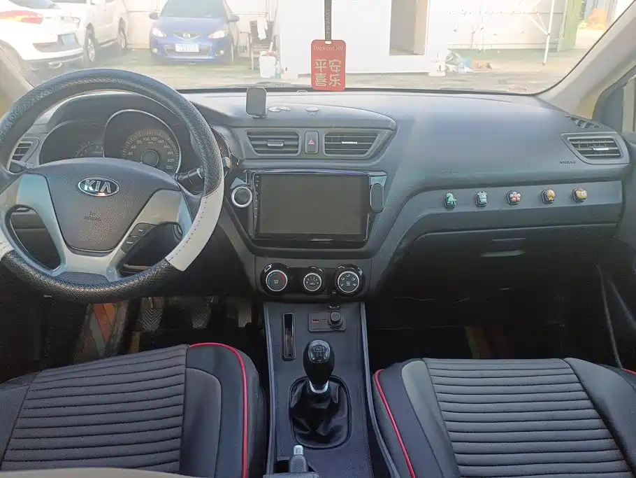 Kia K2 — миниатюра 12