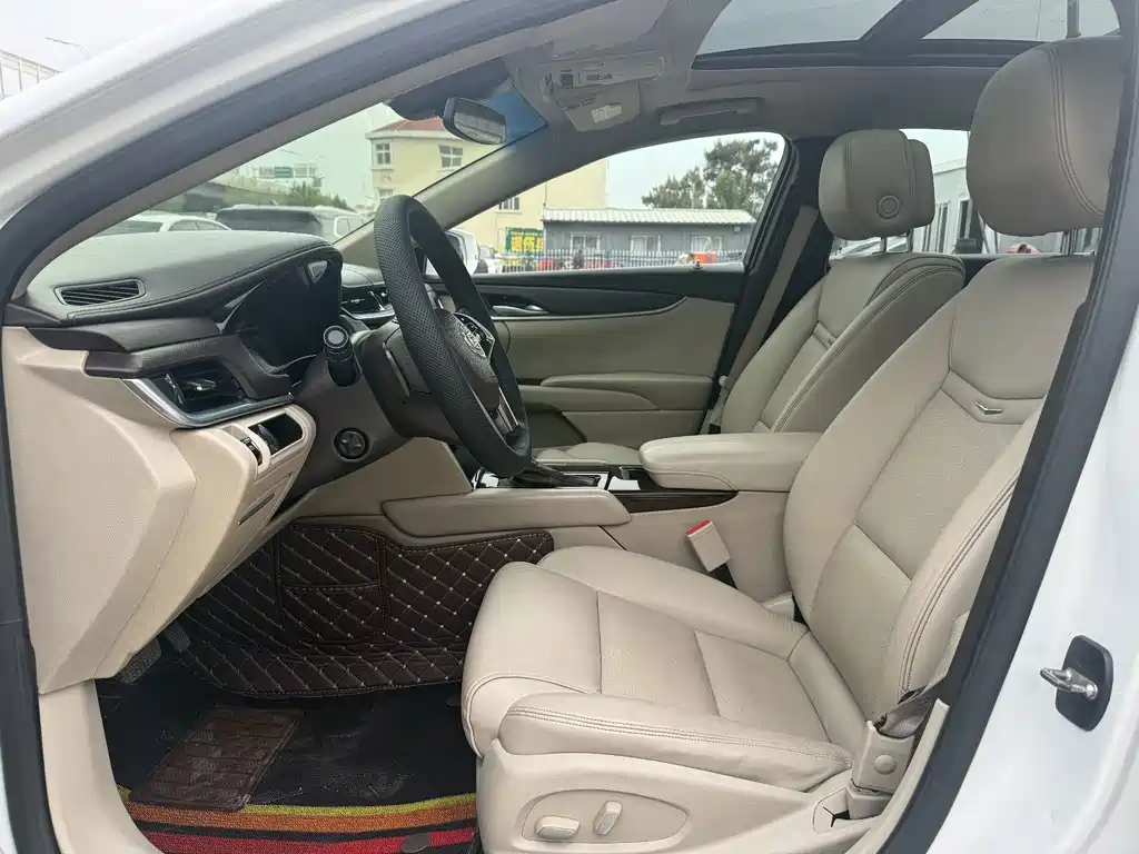Cadillac XTS — миниатюра 5
