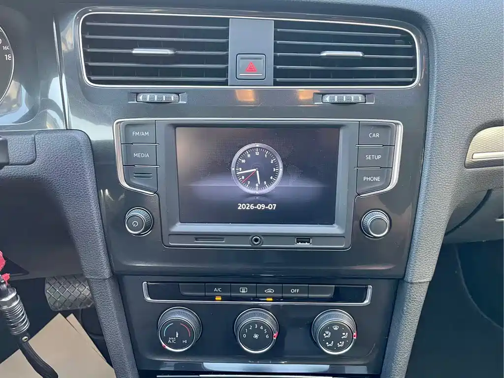 Volkswagen Golf — миниатюра 15