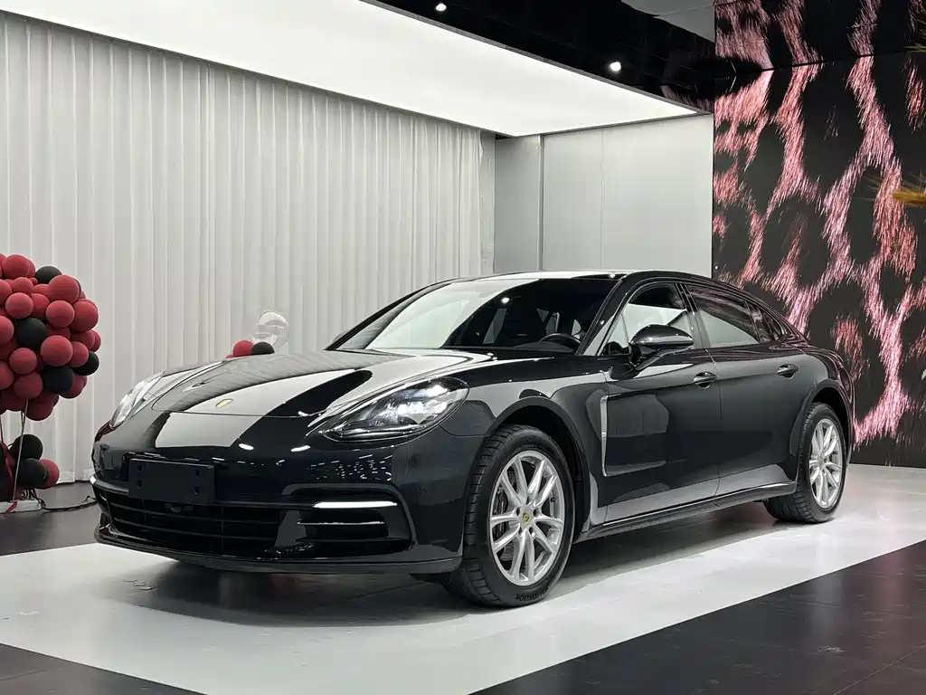 Porsche Panamera 2018