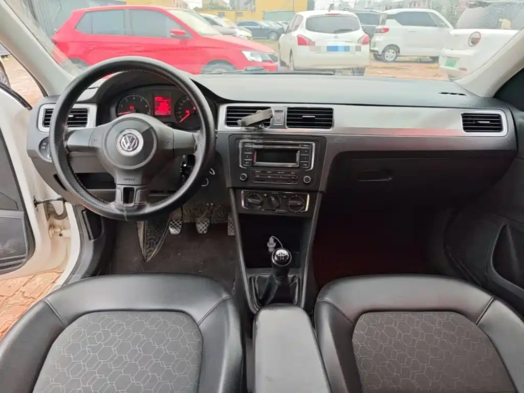 Volkswagen Santana — миниатюра 10
