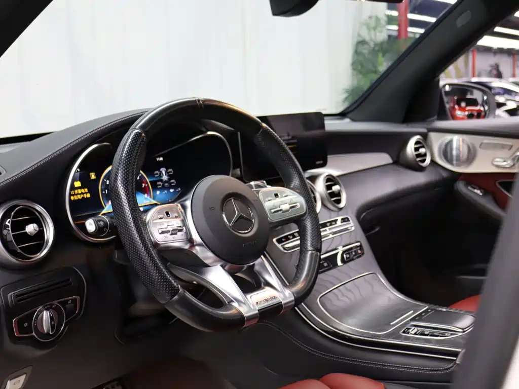 Mercedes-Benz GLC AMG — миниатюра 8
