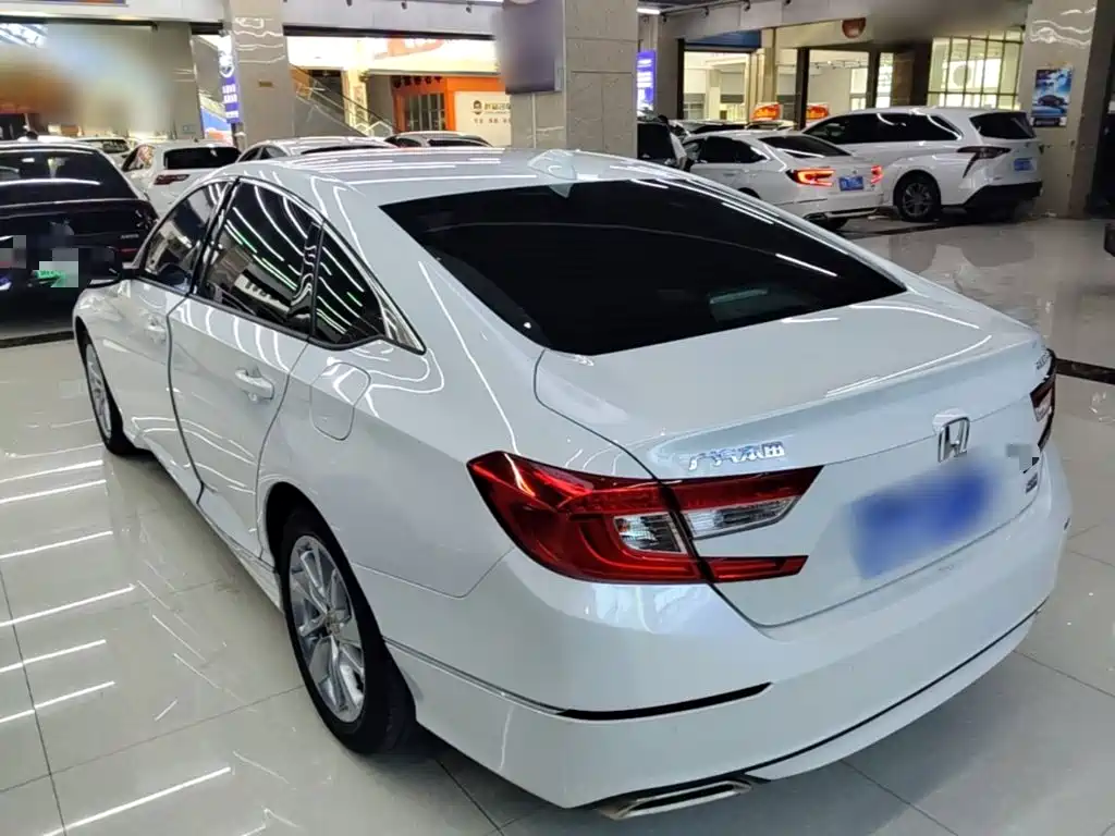 Honda Accord — миниатюра 5