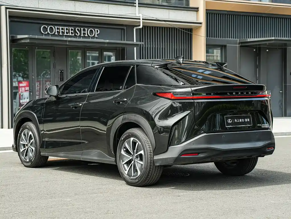 Lexus RZ 2023 450e