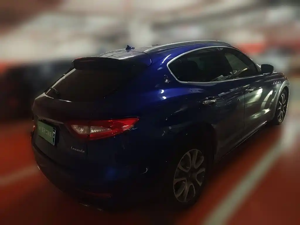 Maserati Levante — миниатюра 5