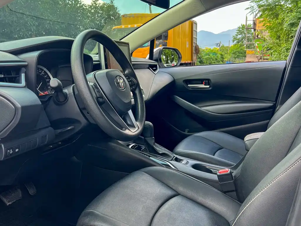 Toyota Corolla — миниатюра 8