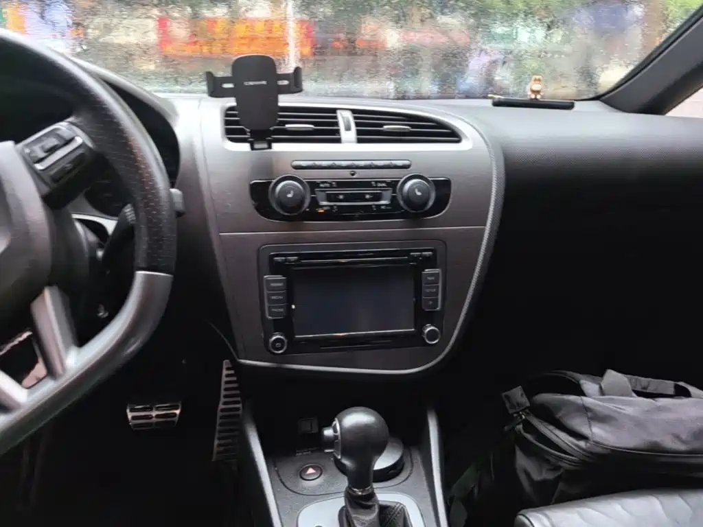 SEAT Leon — миниатюра 13