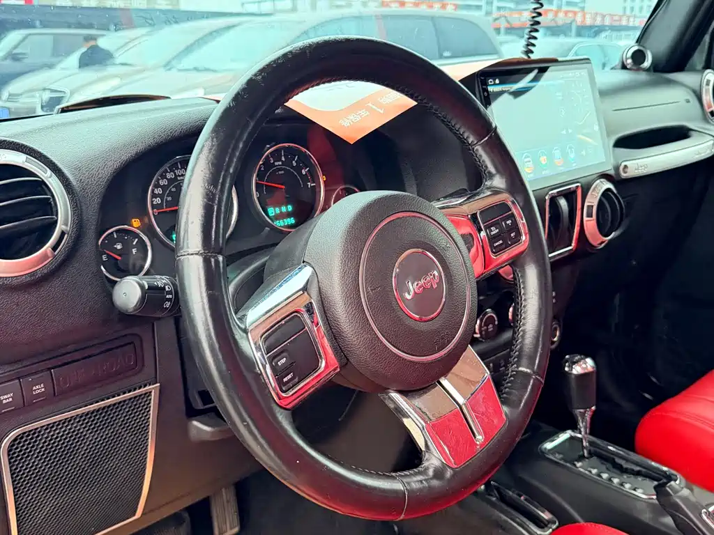 Jeep Wrangler — миниатюра 11