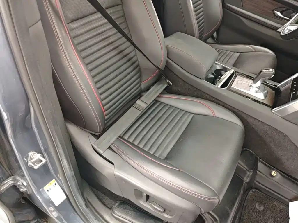Land Rover Discovery Sport — миниатюра 25