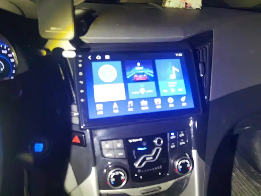 Hyundai Sonata — миниатюра 13