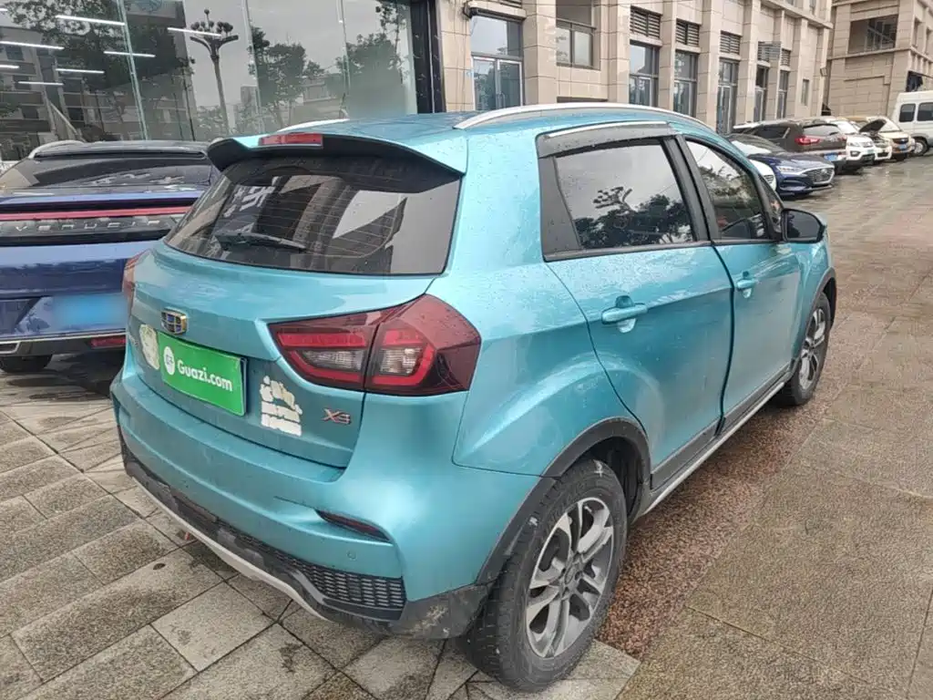 Geely Vision X3 — миниатюра 7