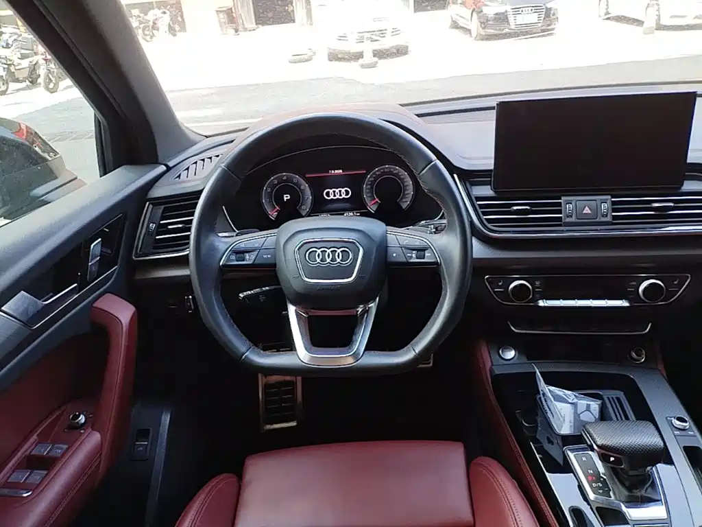 Audi Q5L — миниатюра 11