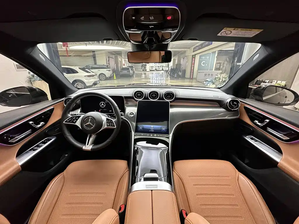 Mercedes-Benz GLC 2023 GLC 260 L 4MATIC 7 мест