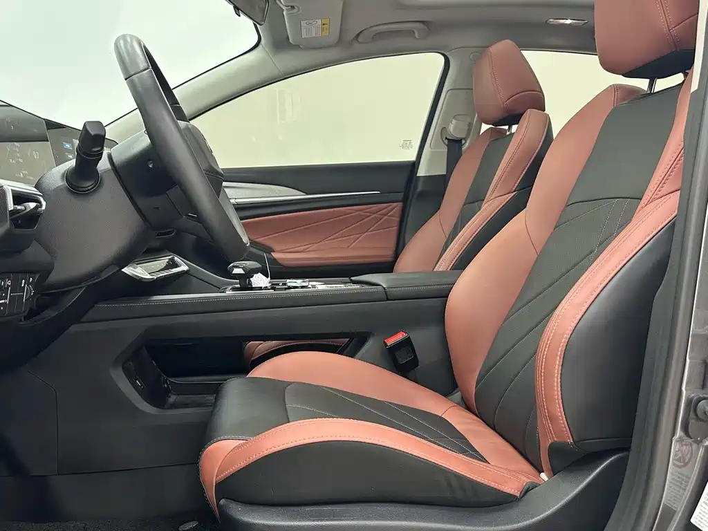Changan Eado — миниатюра 7