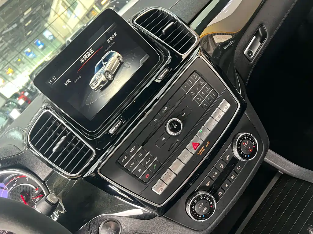 Mercedes-Benz GLS AMG — миниатюра 6