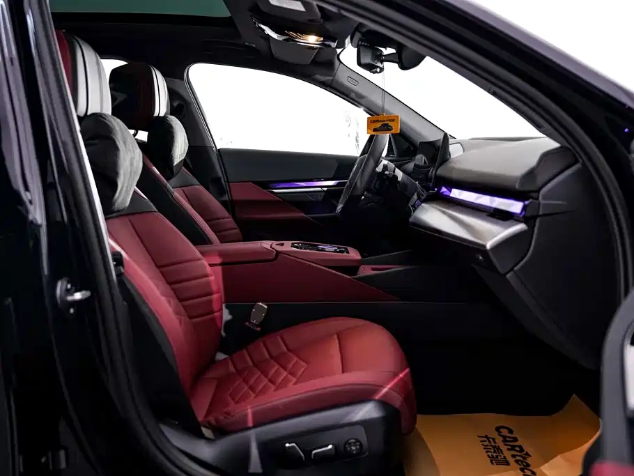 BMW 5 Series — миниатюра 18