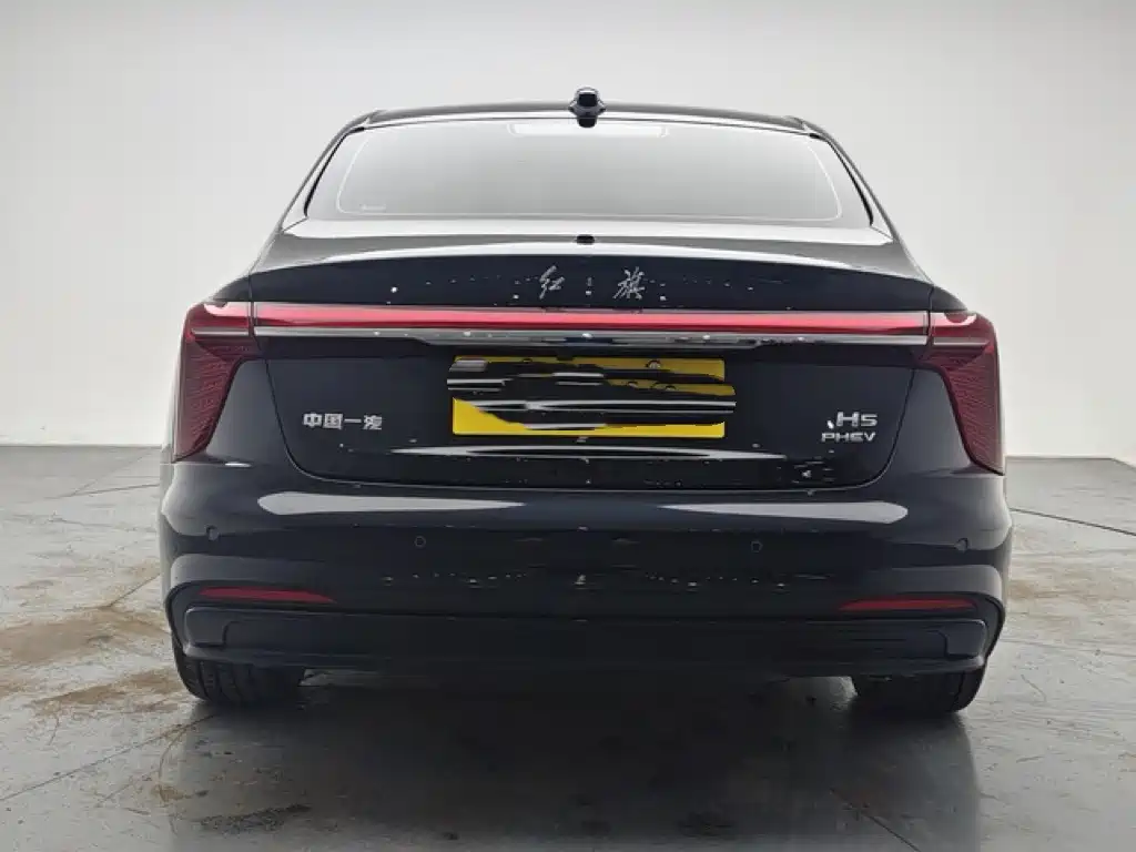 Hongqi Hongqi H5 PHEV — миниатюра 5