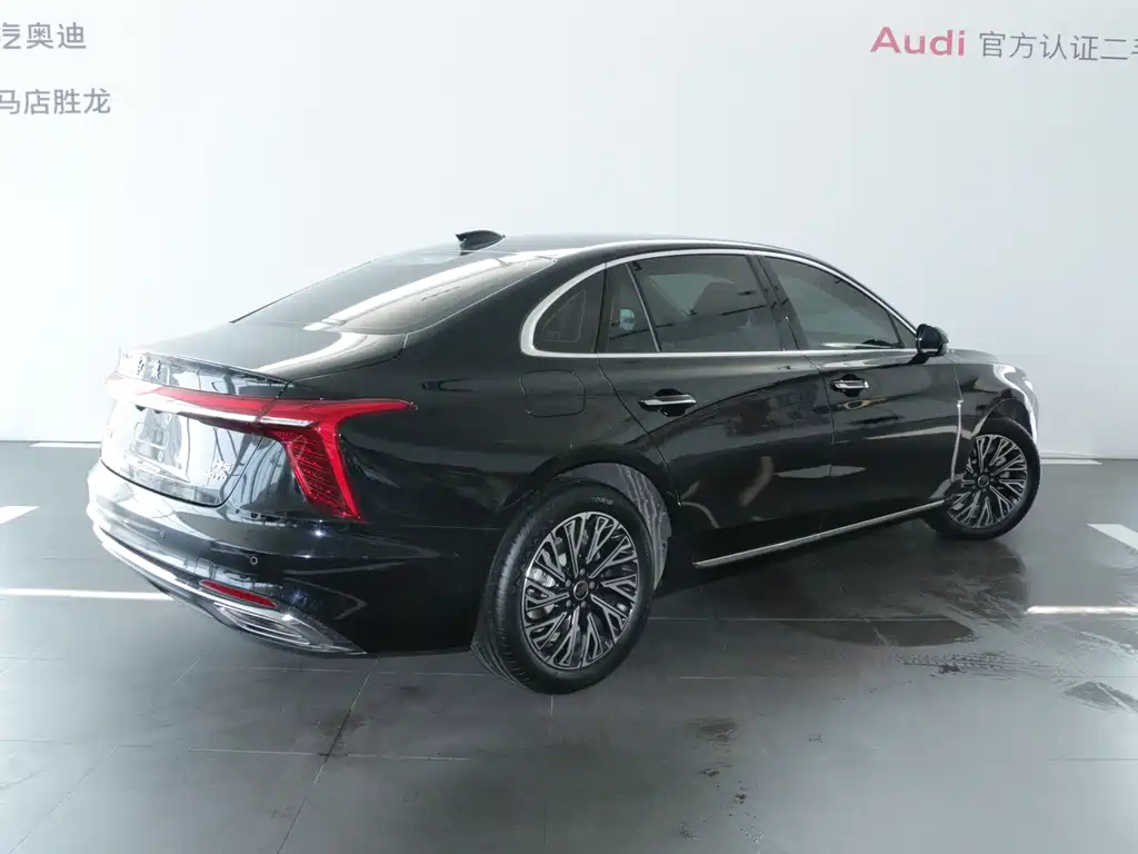Hongqi H5 2025 2.0T AT