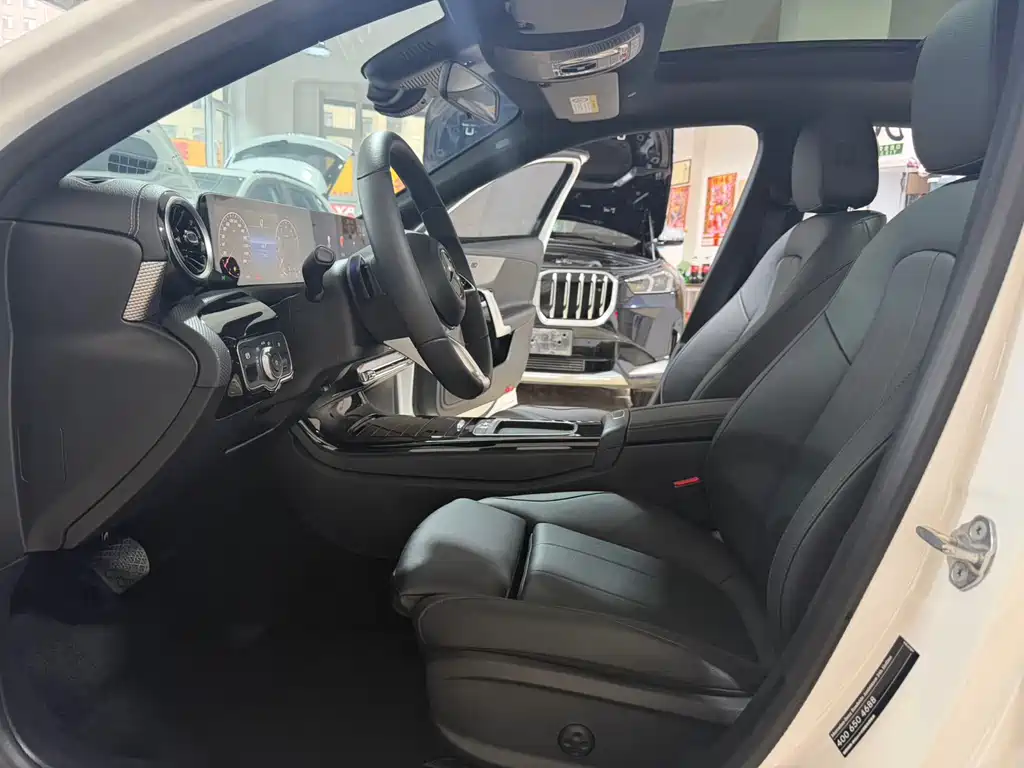 Mercedes-Benz A-Class A 2023 A 180 L