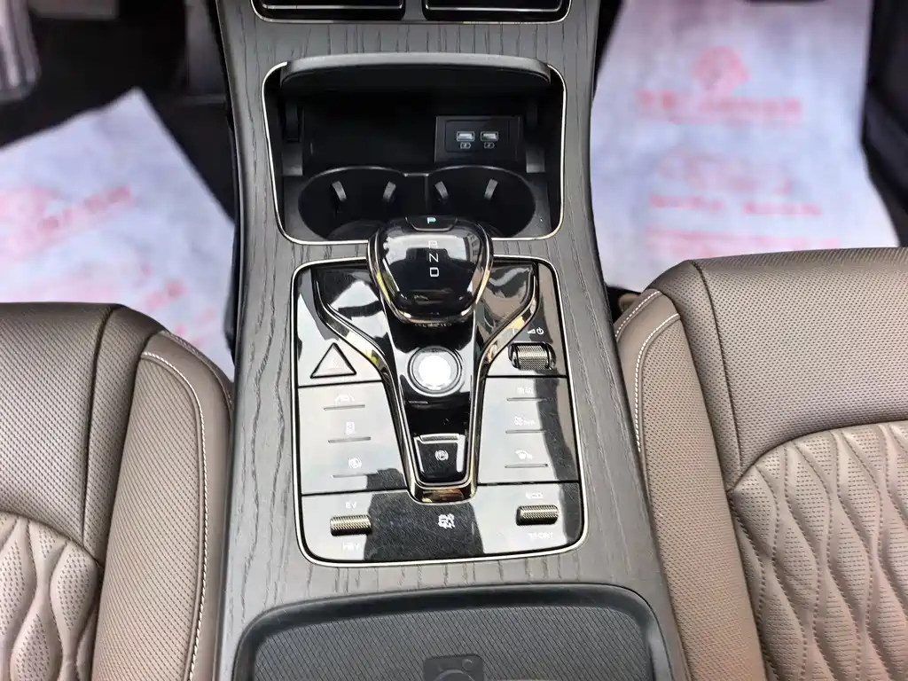 BYD Han — миниатюра 12