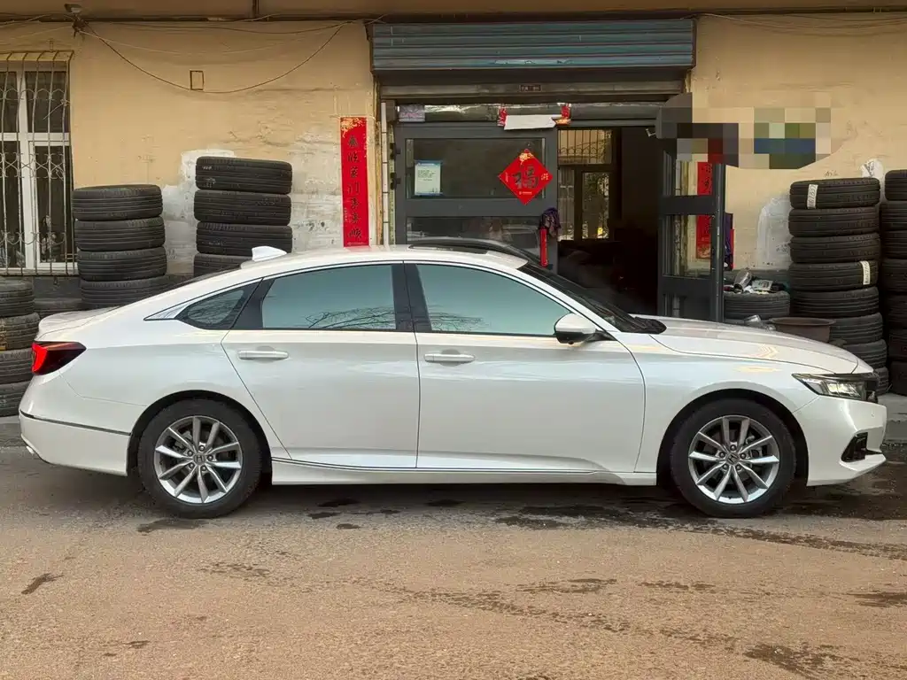 Honda Accord — миниатюра 6