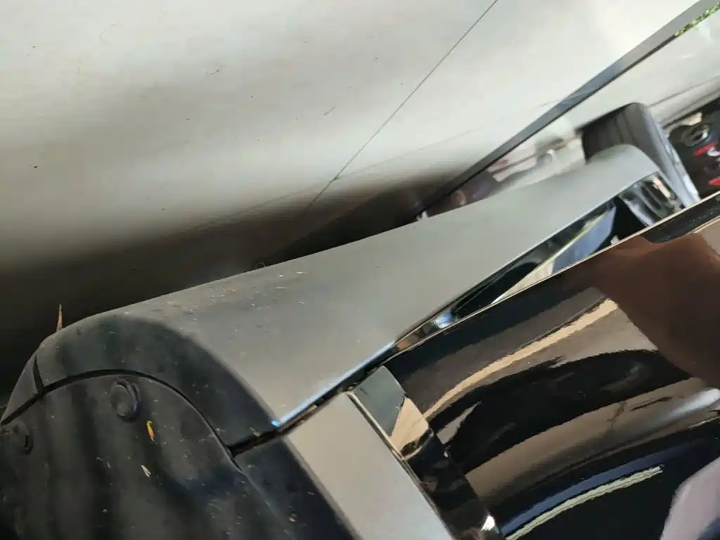 Tesla Model Y — миниатюра 21